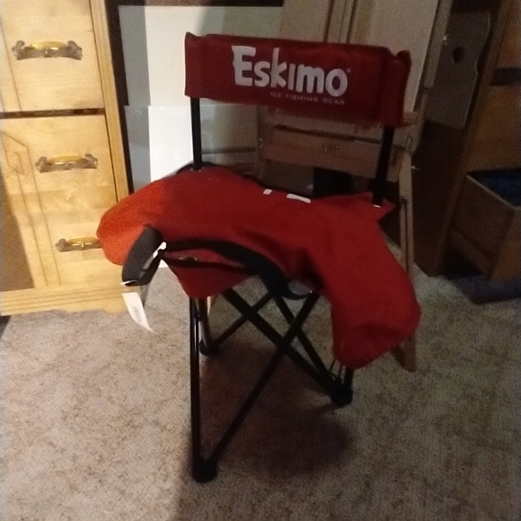 New Eskimo Portable Seating Ice Fishing Ice Fisherman Chair - Picture 6 of 8